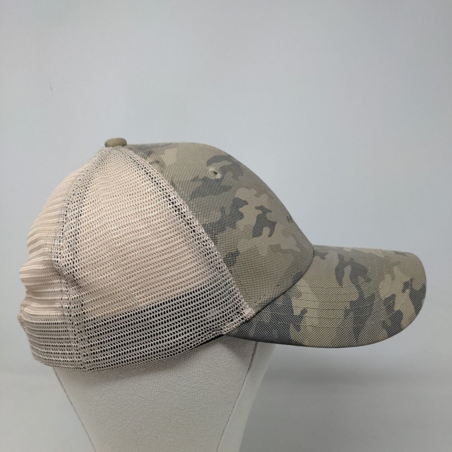 Unbranded Mens Snapback Mesh Back Hat Green Camo OSFA Embroidered United Rentals