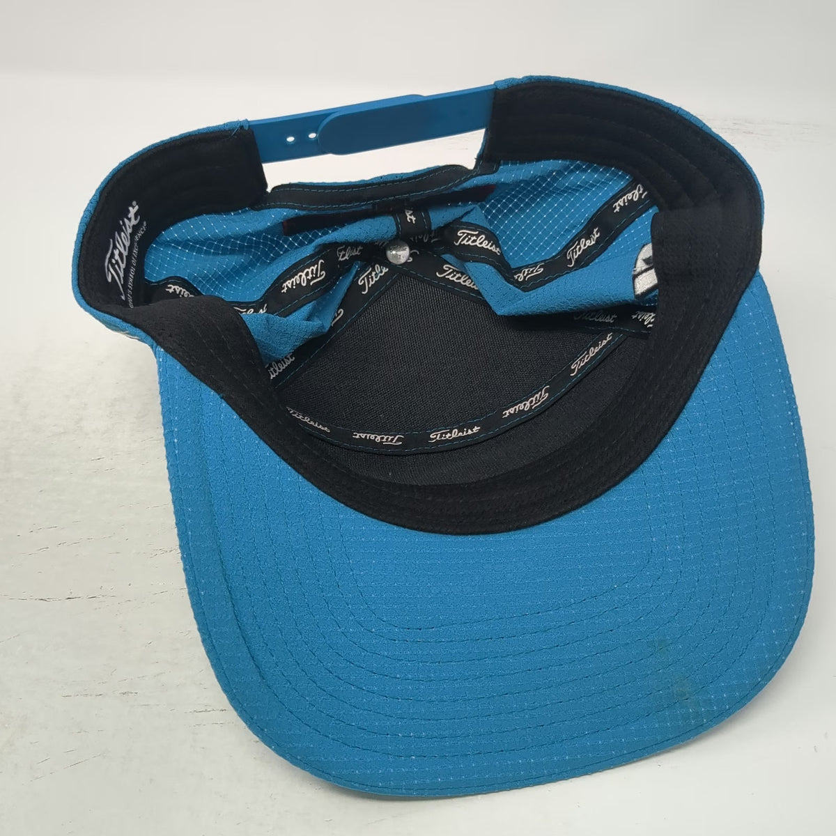 Titleist Snapback Hat Blue OSFM Pro V1 FootJoy FJ Golf Raised Sport Embroidery