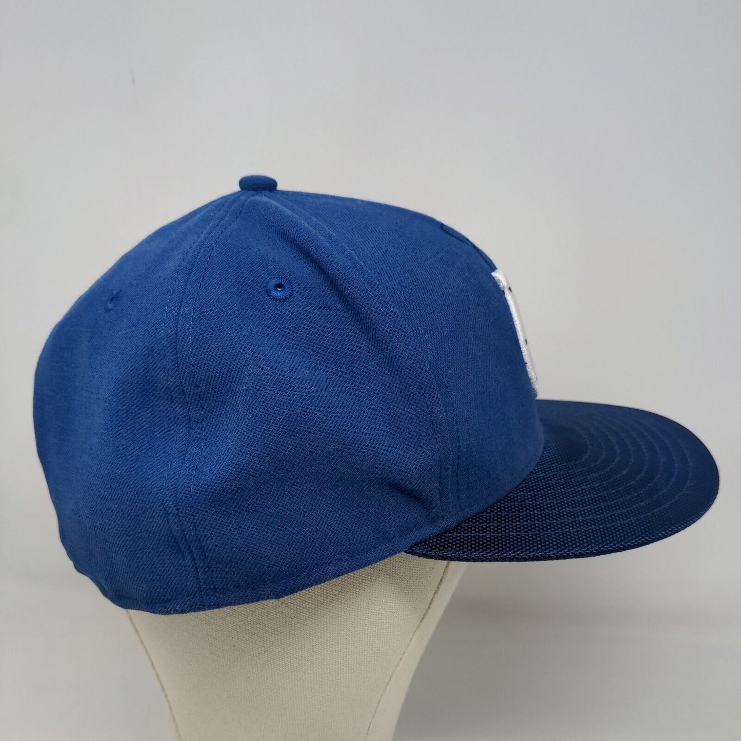 New Era Men's Fitted Hat Blue Size 7 3/4 Embroidered Indianapolis Colts Logo