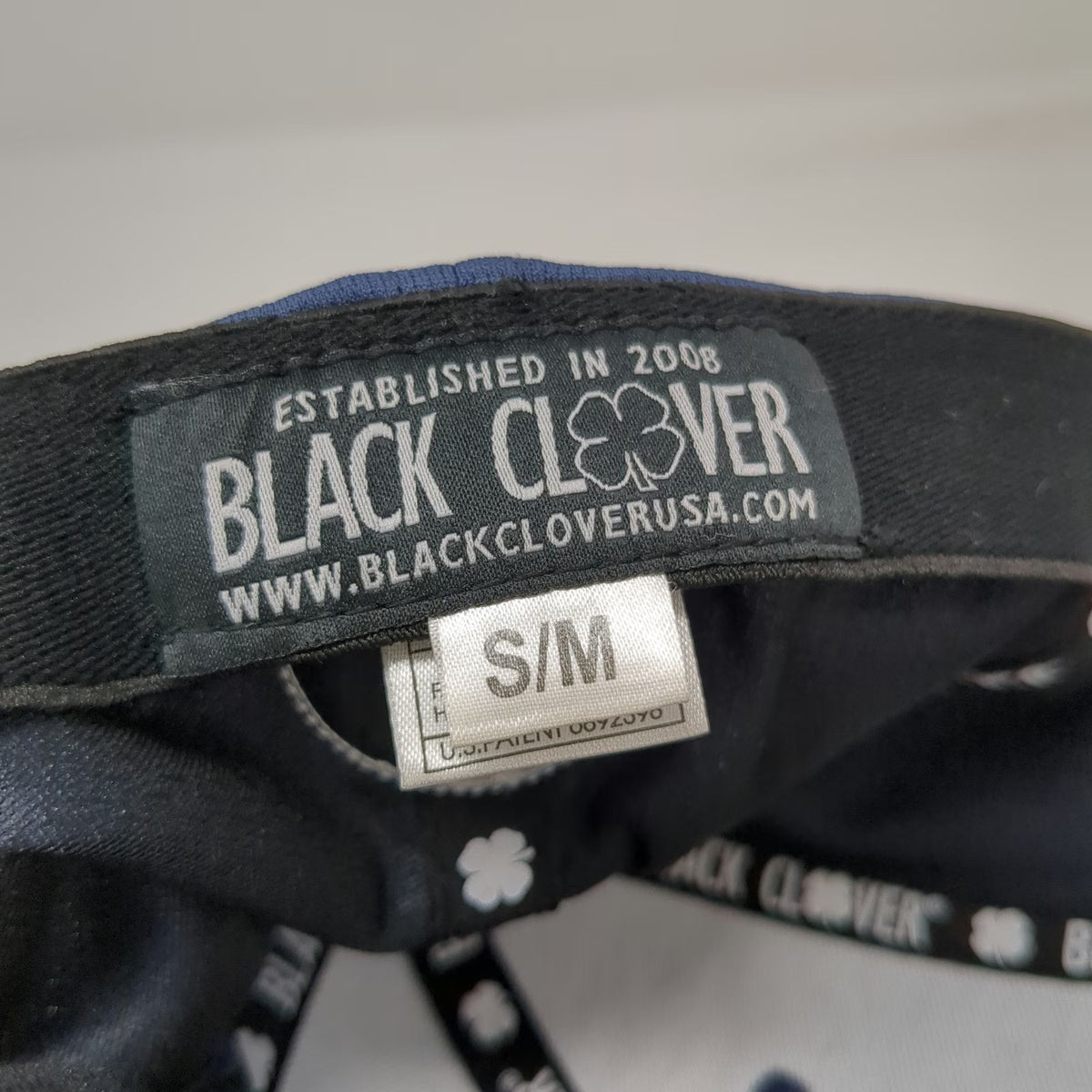 Black Clover Baseball Cap Blue M Clover Live Lucky Stretch Fit Textured Hat