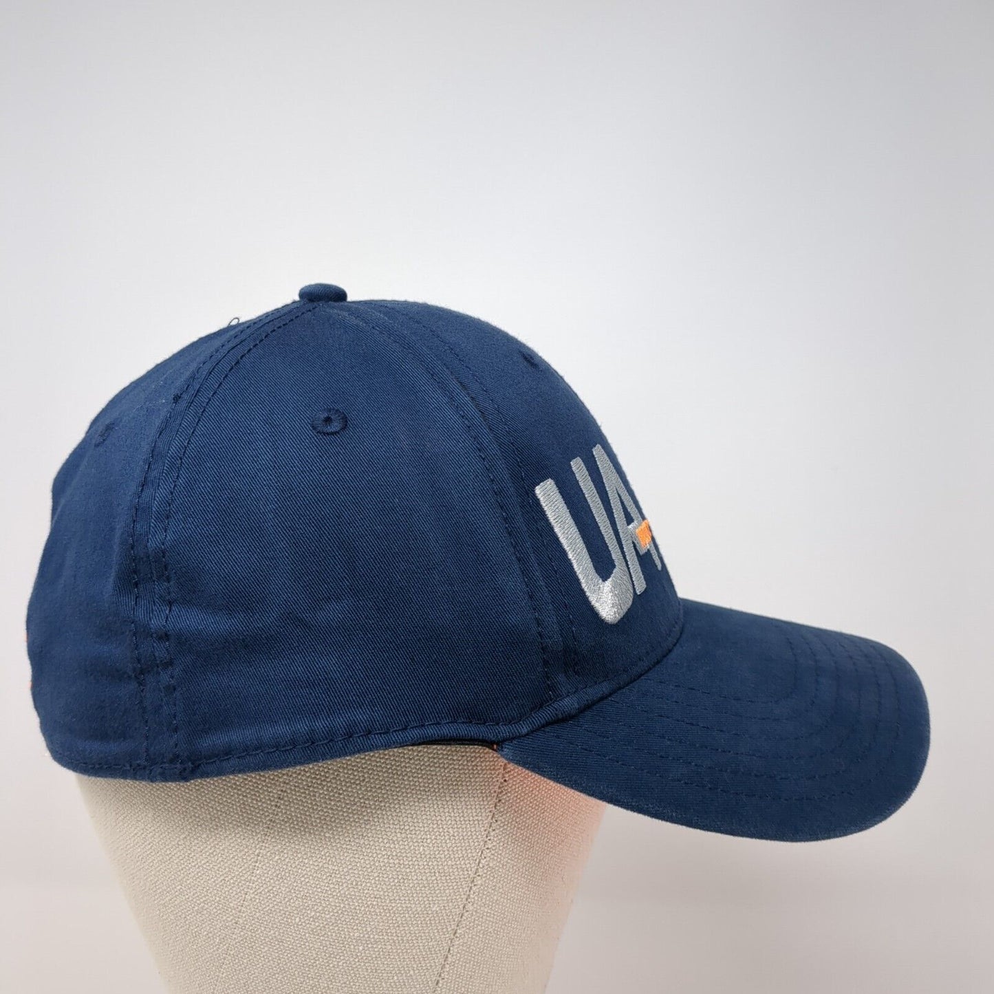 UA Hunt Fitted Hat Blue L/XL Embroidered Vented Holes 6 Panel Under Armour