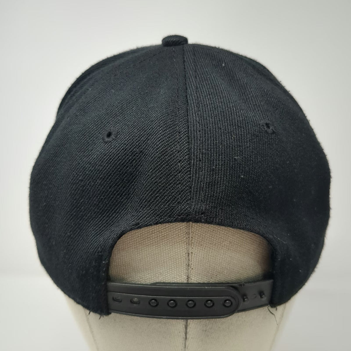 New Era New York Yankees MLB Black One Size Snapback Hat Flat Brim Embroidered