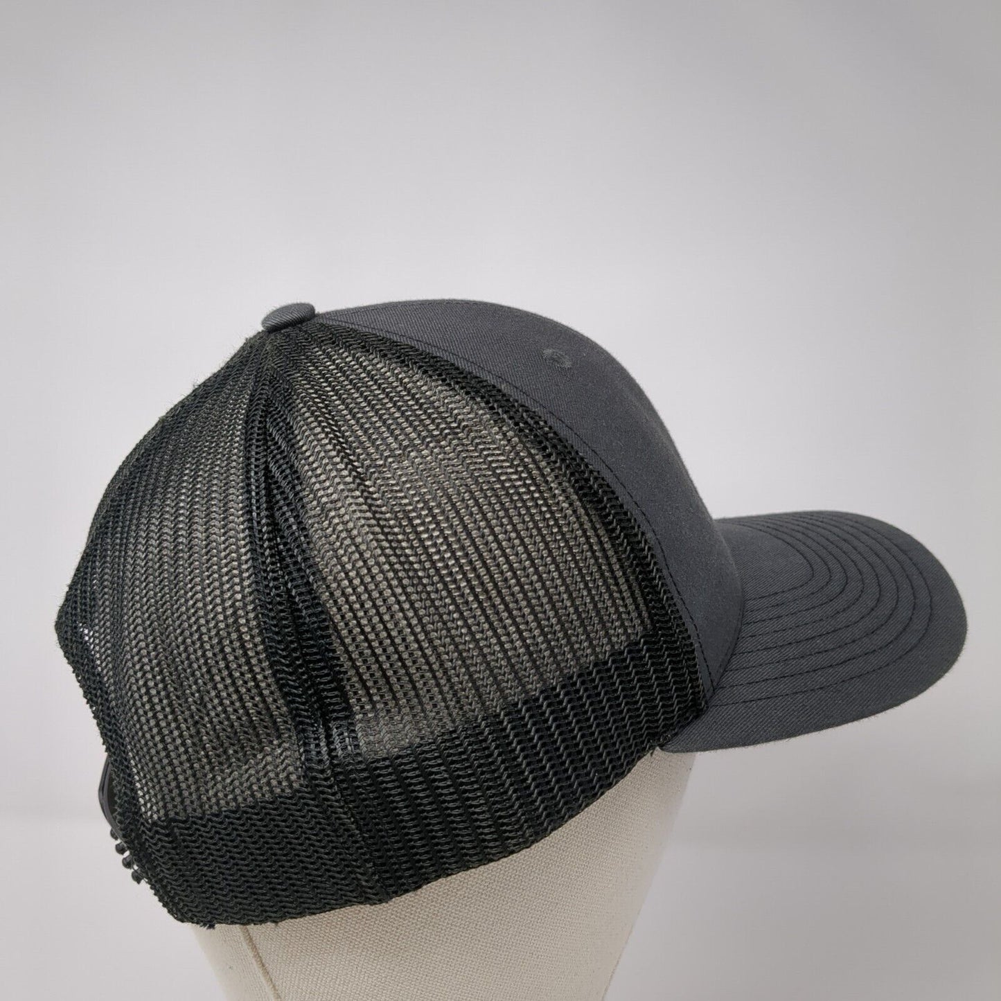 Grizzly Motorsports Snapback Mesh Back Trucker Hat Gray One Size 6 Panel