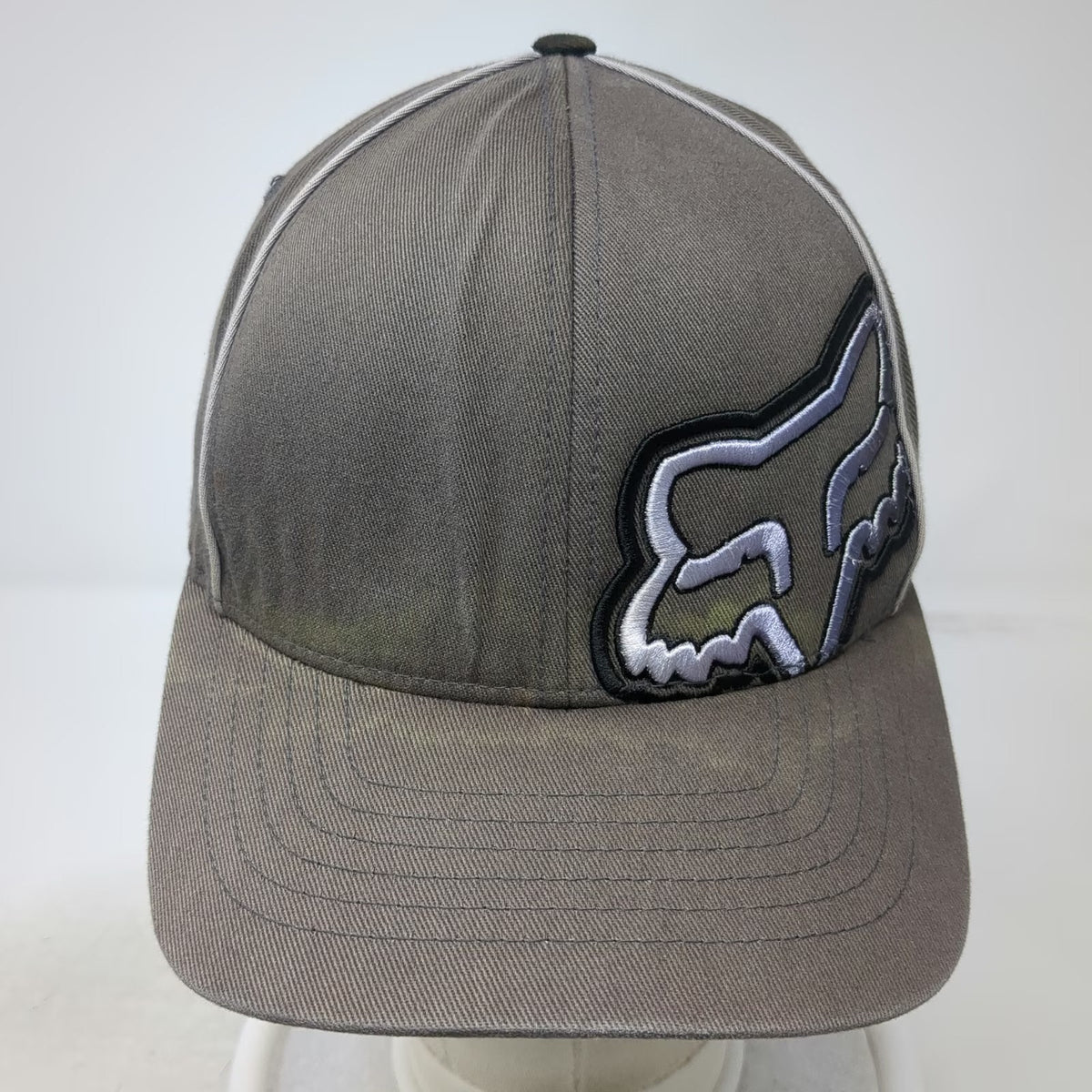 Fox Racing Baseball Cap Gray M Fitted Flexfit Embroidered Head Logo Athletic Hat