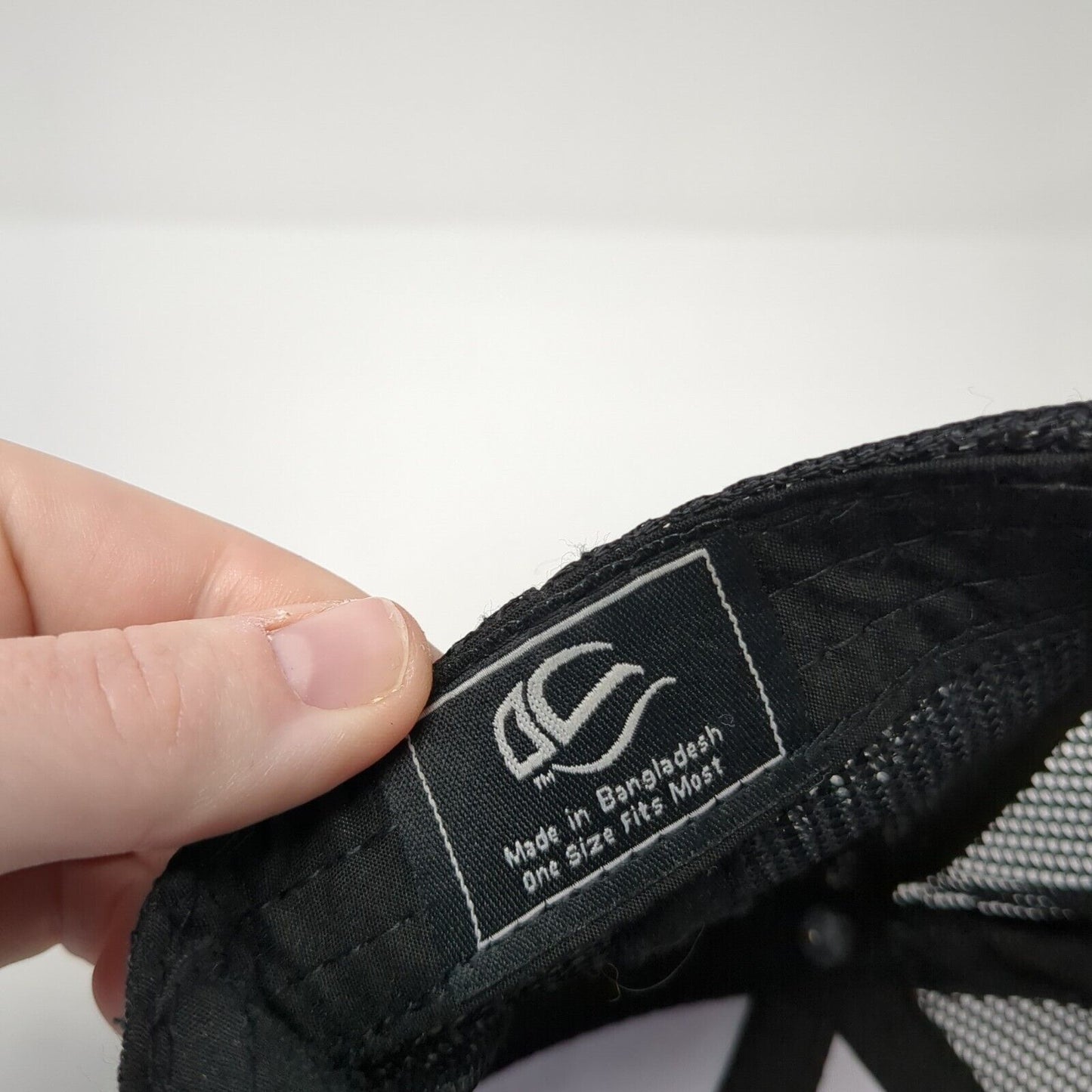 Luke Bryan Strapback Trucker Hat Black One Size Adjustable Mesh Back Outdoor Cap