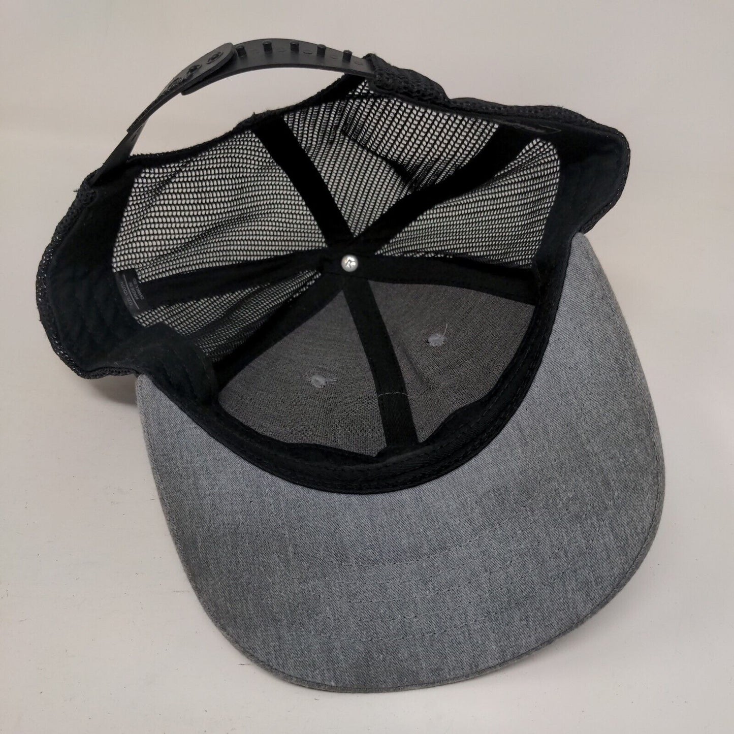 Beaver Creek Colorado Snapback Mesh Back Trucker Hat Gray Youth 6 Panel