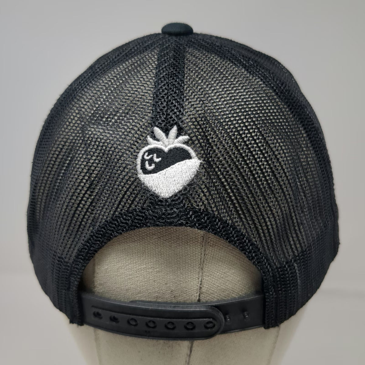Yupoong Trucker Hat Black One Size Cafe Zupas Logo Strawberry Mesh Snapback