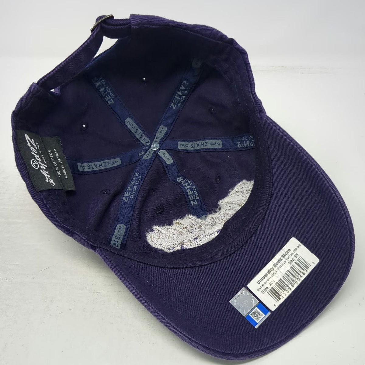 Washington Huskies NCAA Zephyr Purple One Size Cap Strapback Cotton Embroidered