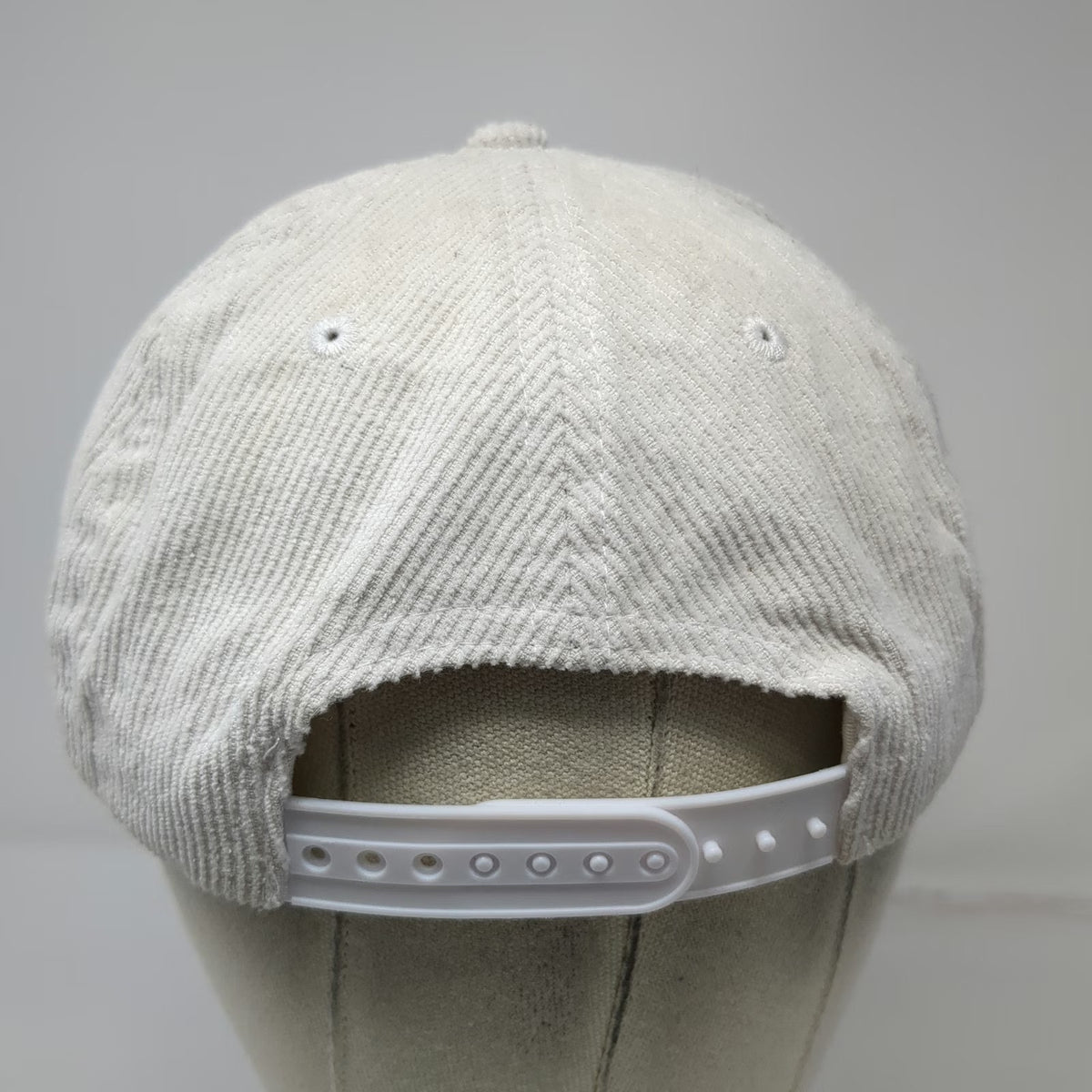 Filthy Finds Snapback White One Size Waikiki Classic 1976 Hawaii Corduroy Hat