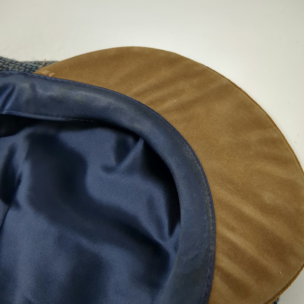 Quaker Marine Supply Newsboy Cap Blue XL Wool Suede Brim Fitted Hat Made USA