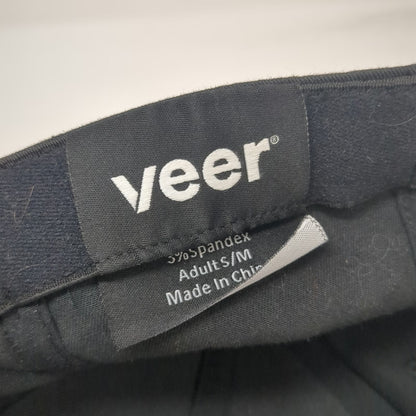 Veer Baseball Cap Black M Stretch Fit Embroidered Logo Curved Brim Comfort Hat