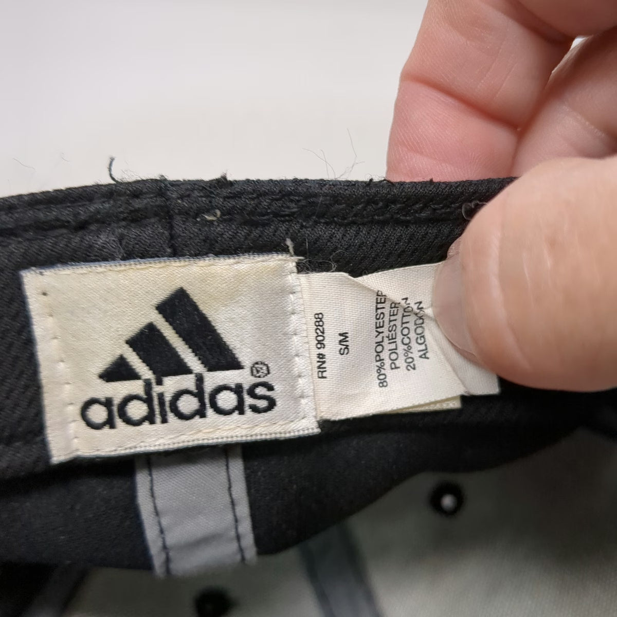 adidas Baseball Cap Black M Fitted Textured Fabric Embroidered Logo Hat