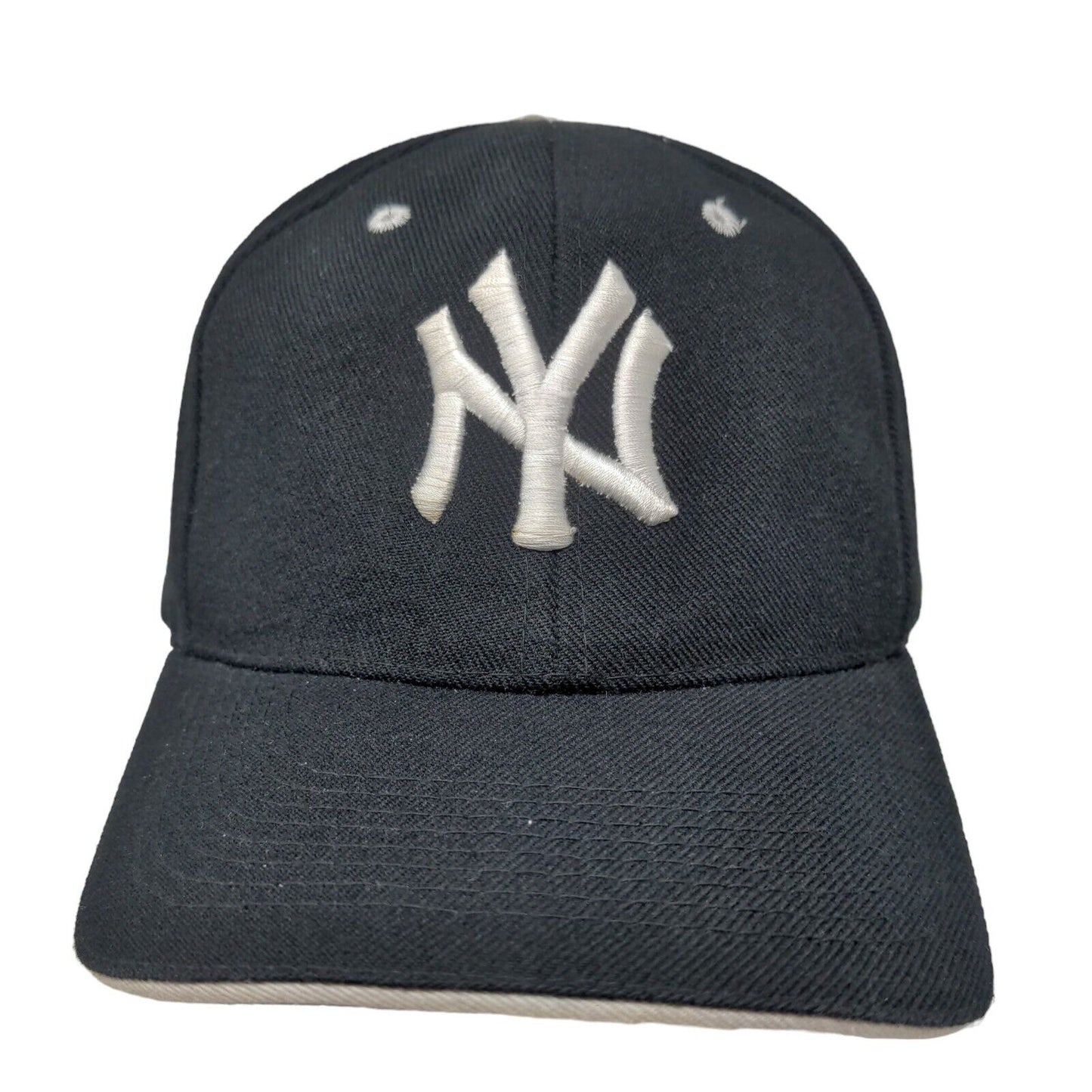 Unbranded Men's Strapback Hat Black OSFA Embroidered New York Yankees Logo MLB