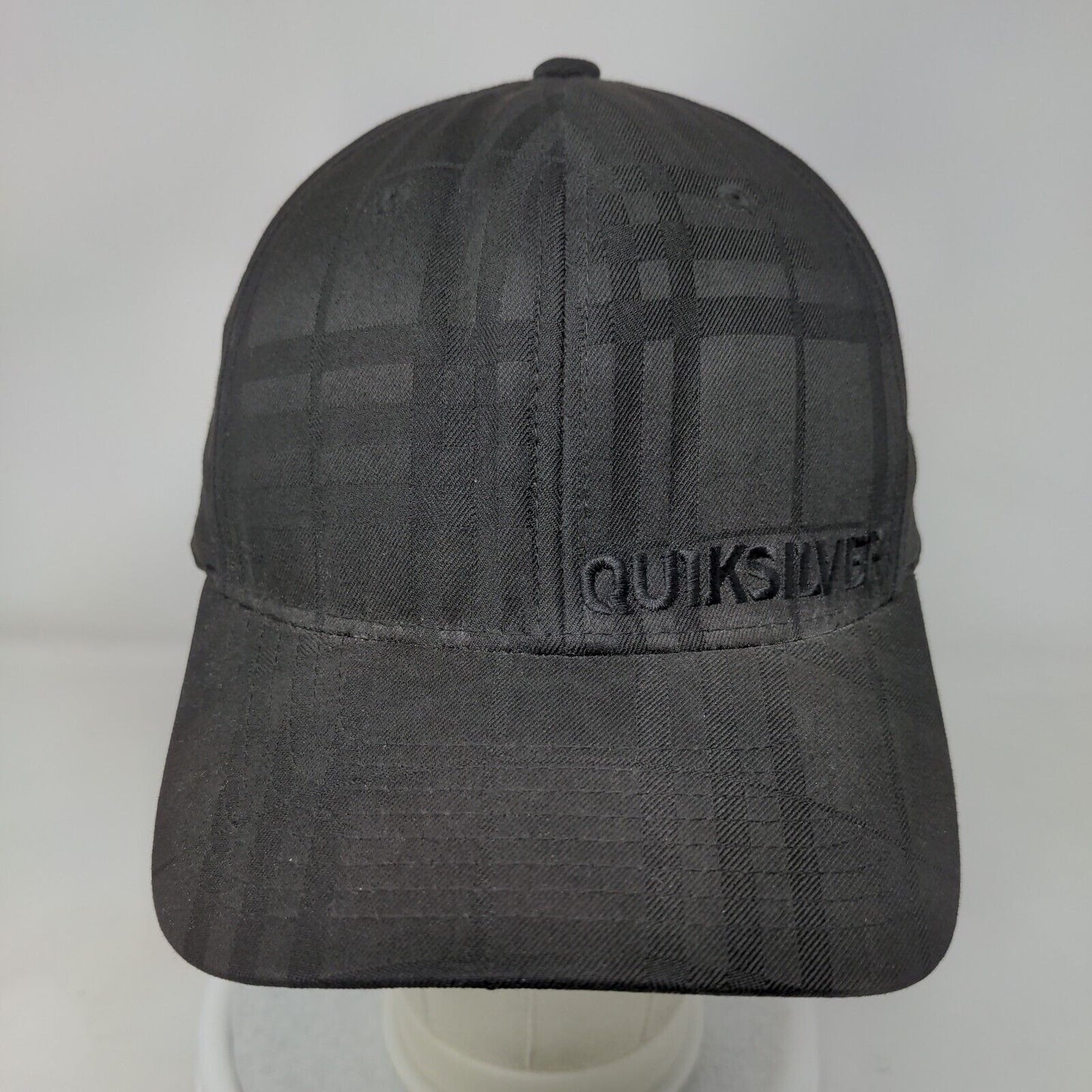 Quiksilver Fitted Hat Black Large-XL Embroidered Plaid 6 Panel Flexfit