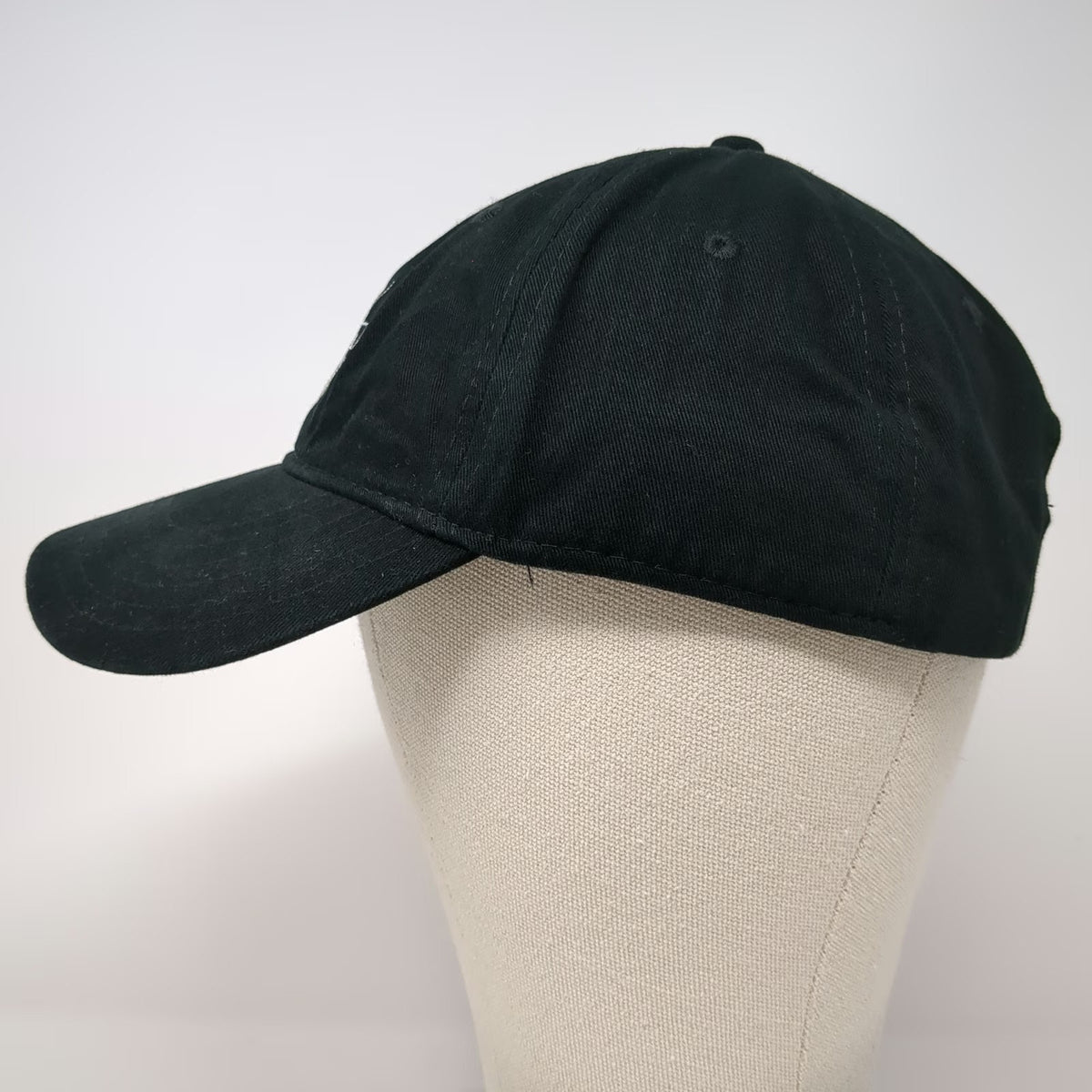 Disney Baseball Cap Black One Size Hat Embroidered Edna Mode Incredibles Graphic