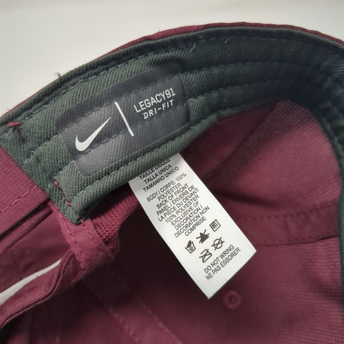 Nike Montana Grizzlies NCAA Red One Size Hat Dri-Fit Legacy 91 Strapback Logo