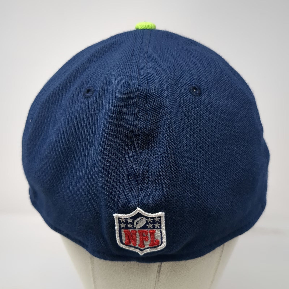 New Era Seattle Seahawks NFL Blue XL 39THIRTY Stretch Fit Curved Bill Logo Hat