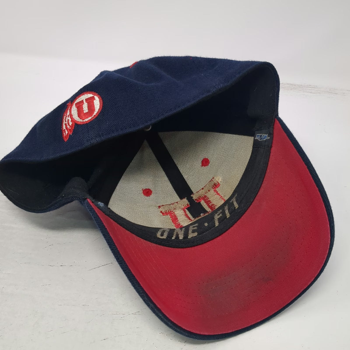 Utah Utes NCAA Top of the World Blue One Size One Fit Cap Hat Curved Brim Red