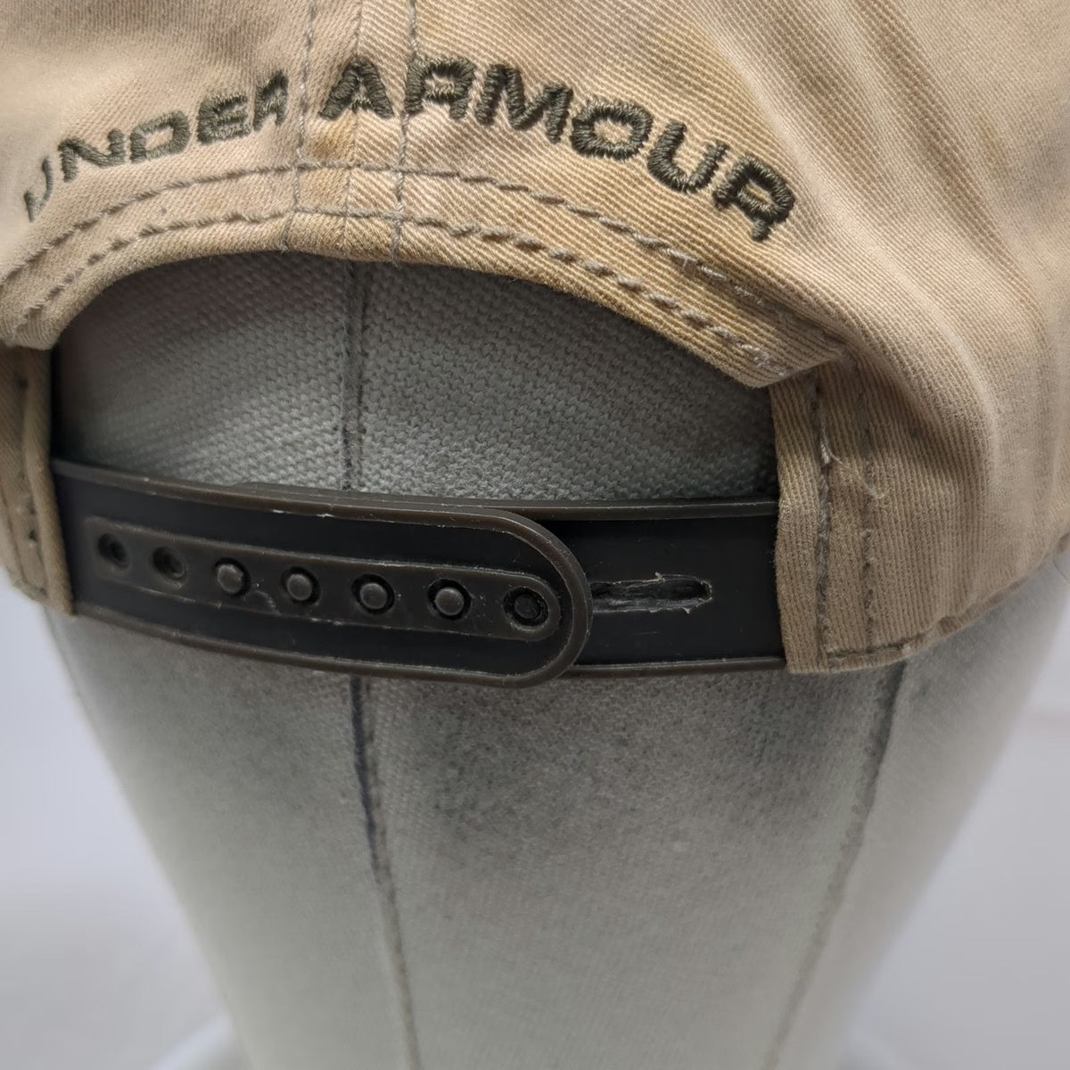 Under Armour Snapback Hat Brown One Size Two Tone Logo Embroidered Baseball Cap