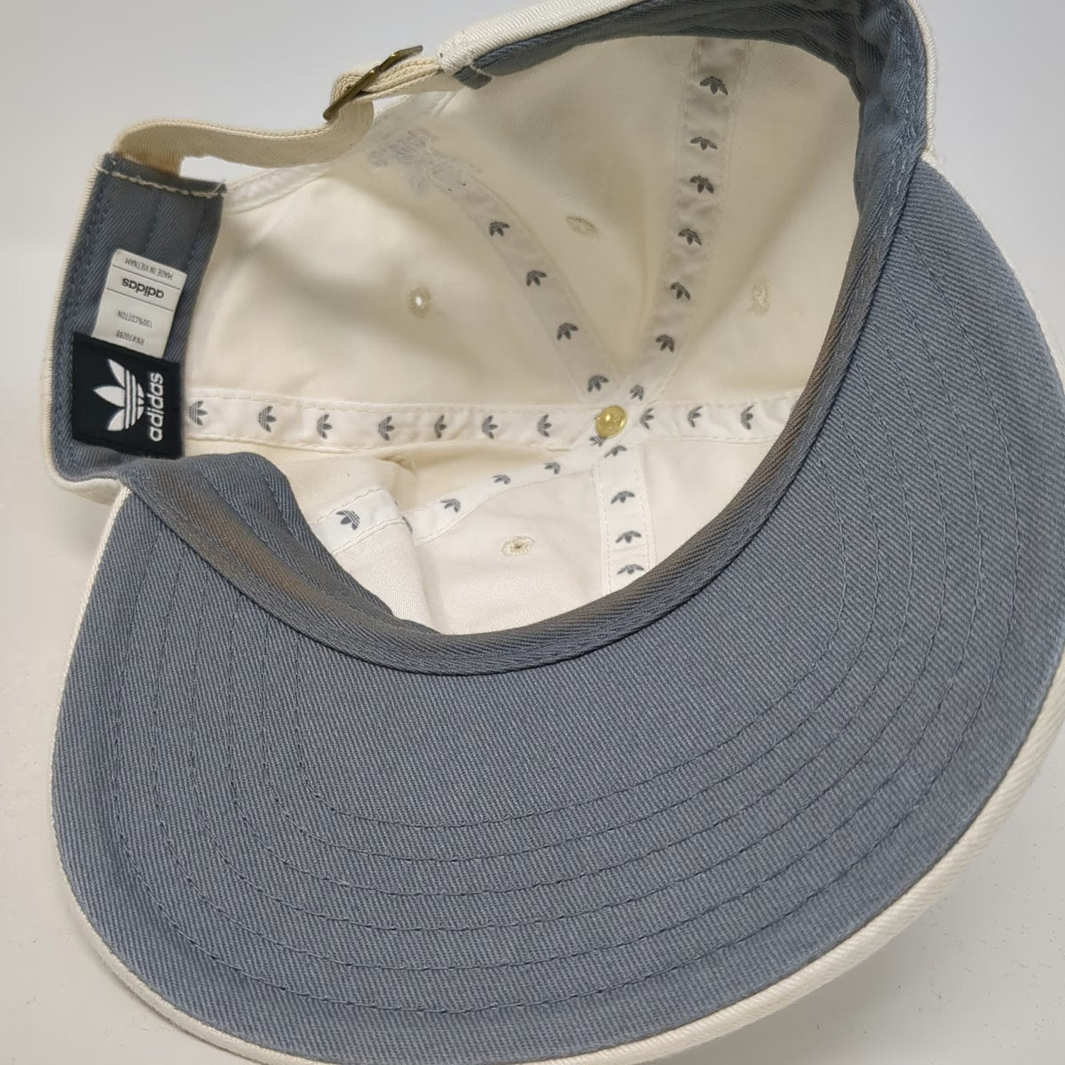 Adidas Baseball Cap Beige One Size Trefoil Logo Slideback Gray Undervisor Hat