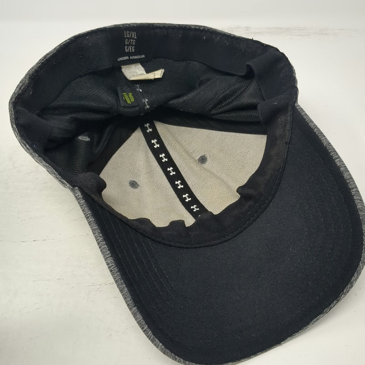 Under Armour Baseball Cap Gray XL Fitted Embroidered Logo Heathered Athletic Hat