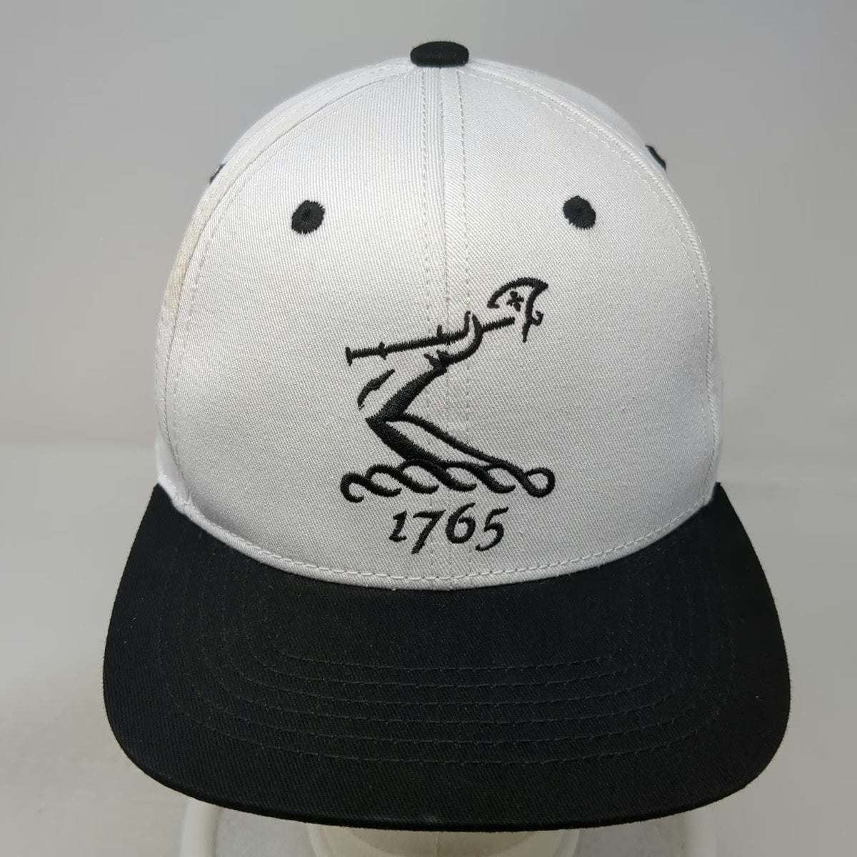 Hennessy NBA Rymaco Cap White Black Bras Arme Official Spirit 1765 Strapback Hat