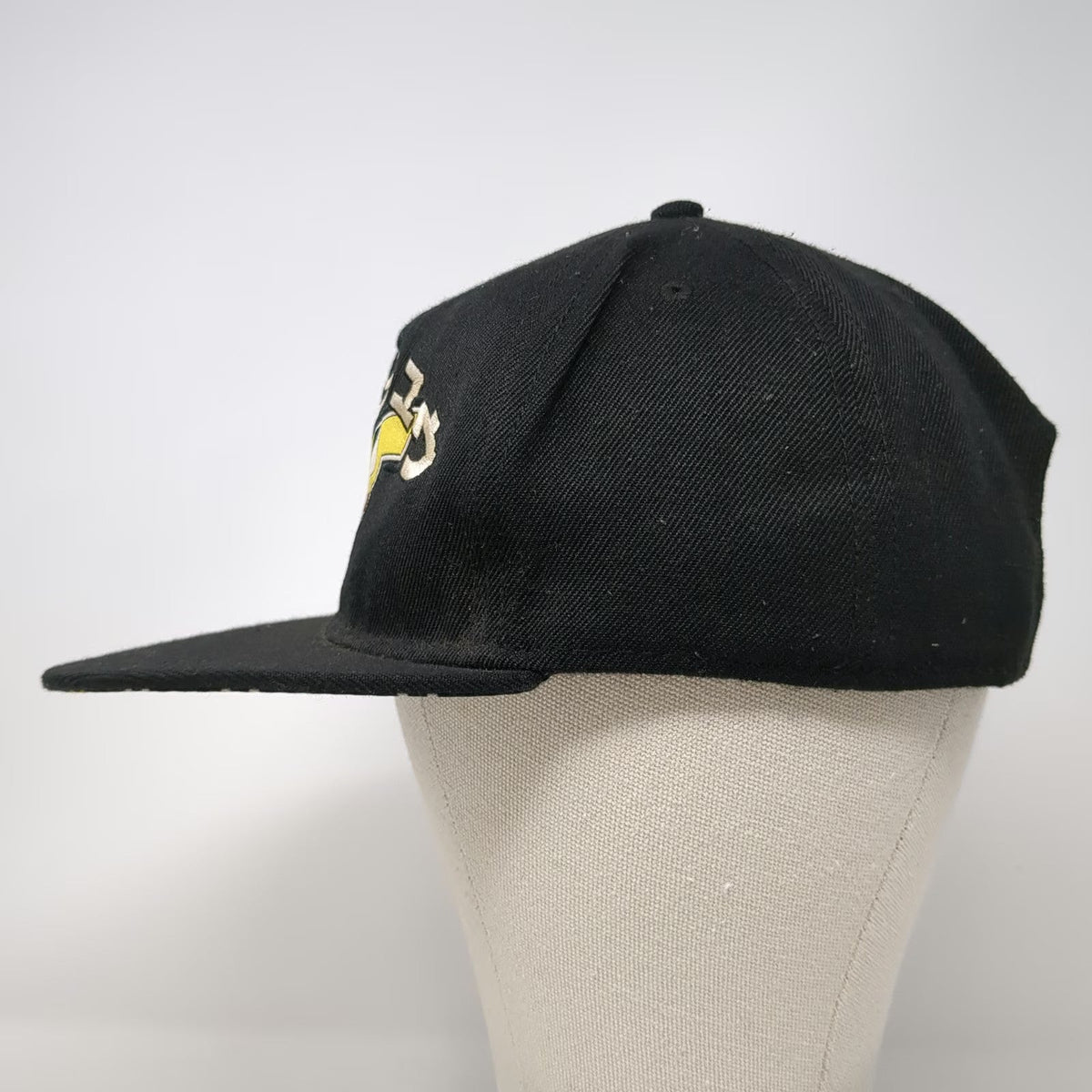 Bioworld Snapback Black One Size Pikachu Japanese Text Under Brim Graphic Hat