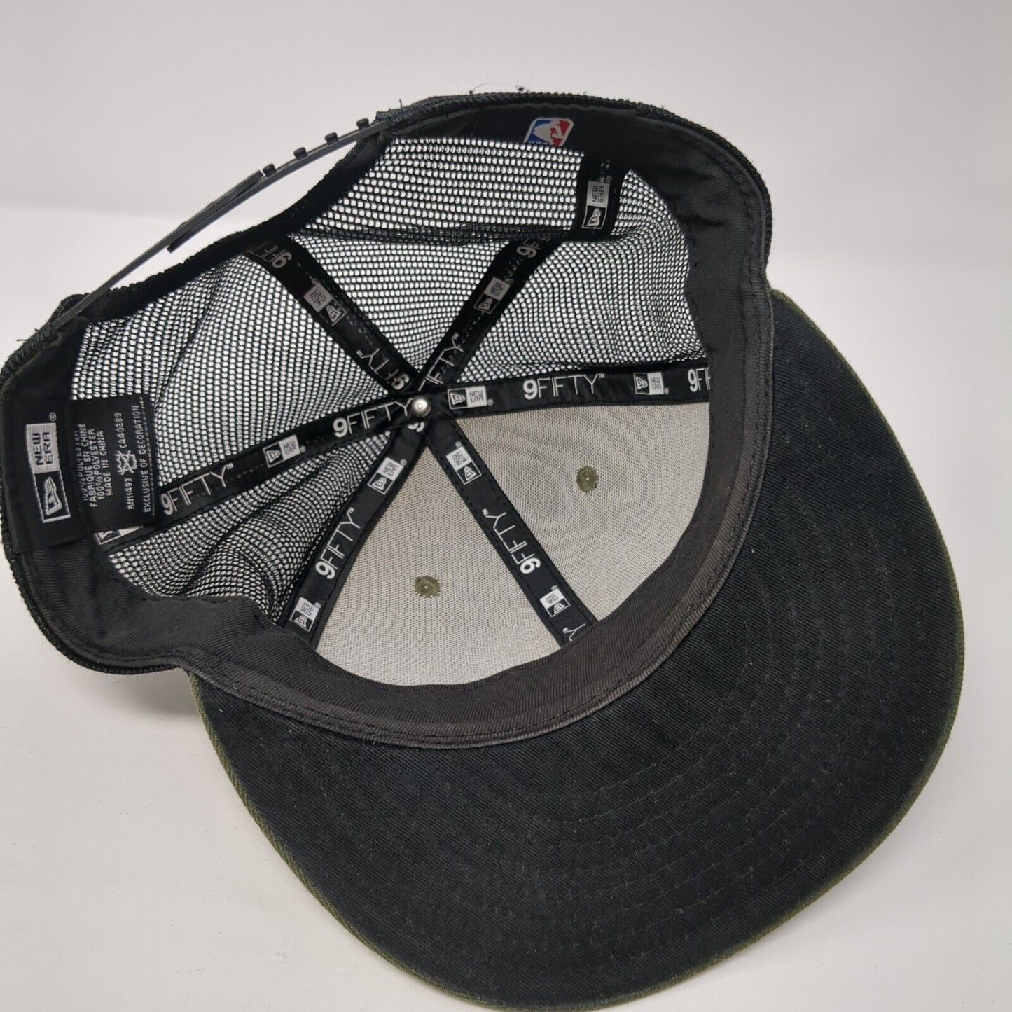 New Era Snapback Mesh Back Trucker Hat Green One Size Embroidered Logo