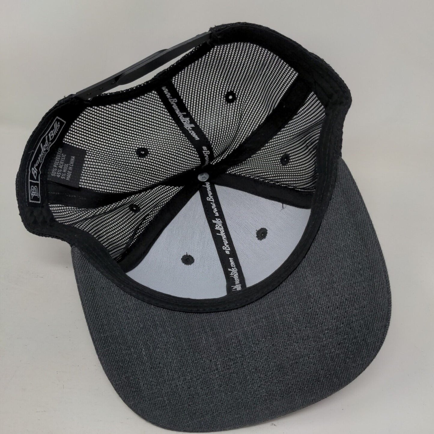 On Swann Snapback Mesh Back Trucker Hat Gray One Size Branded Bills