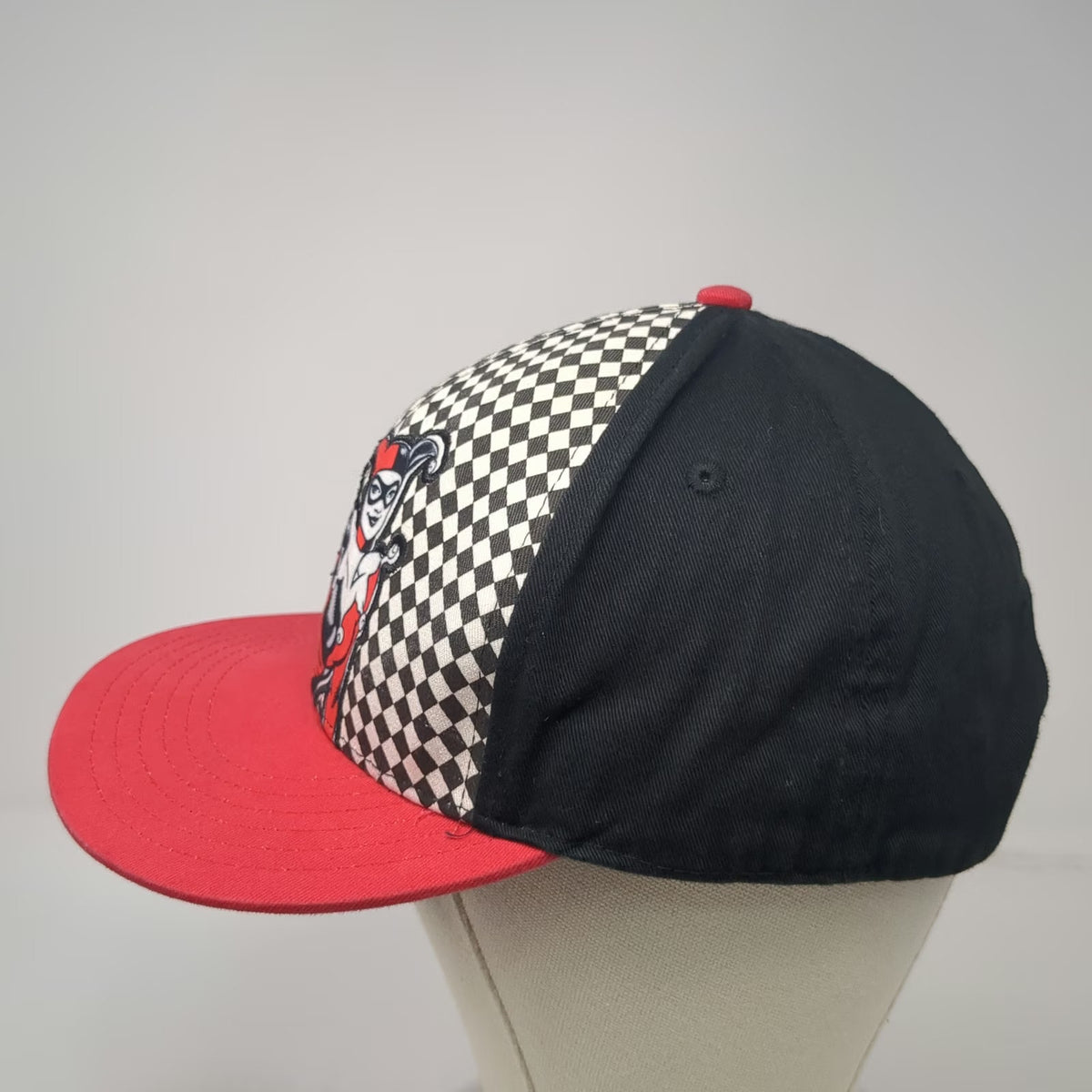 DC Comics Snapback Black Red One Size Harley Quinn Checkered Flat Brim Hat