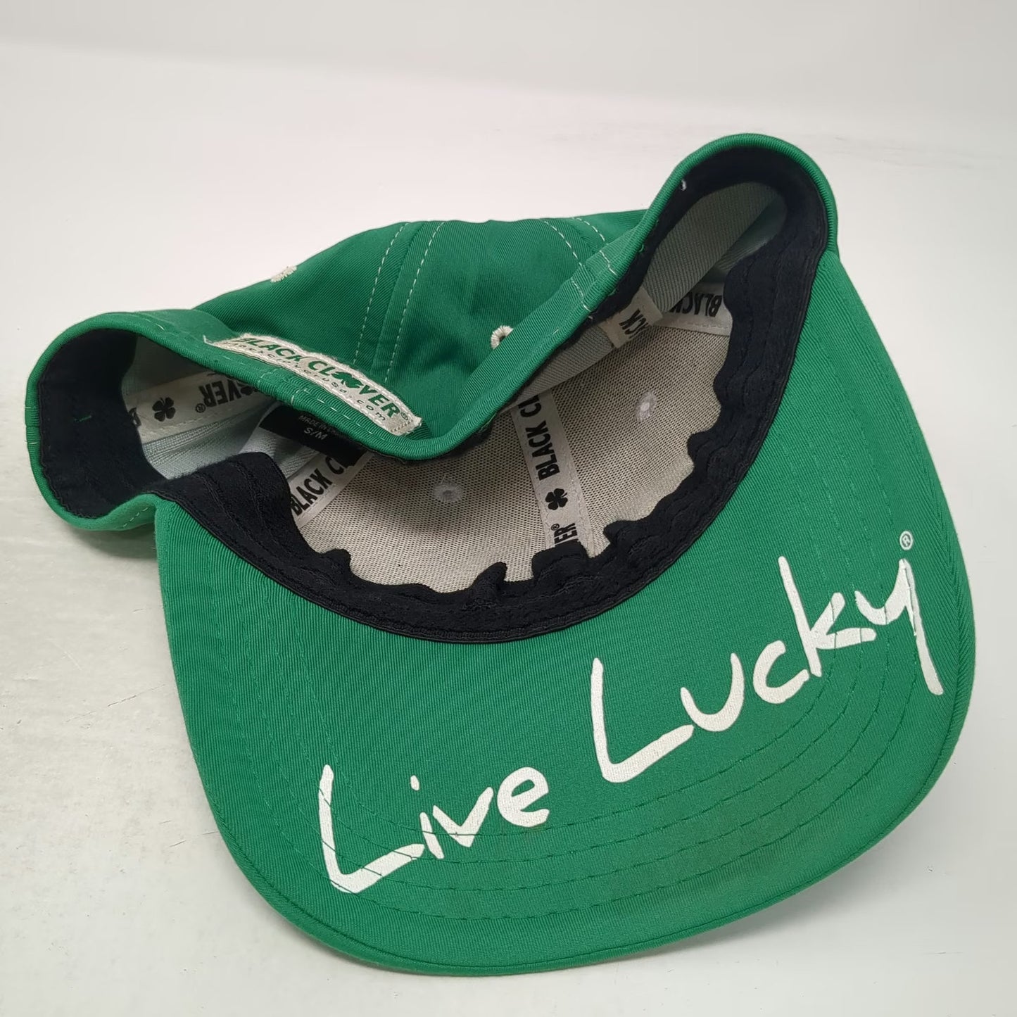 Black Clover Baseball Cap Green M Live Lucky Four Leaf Clover Stretch Fit Hat