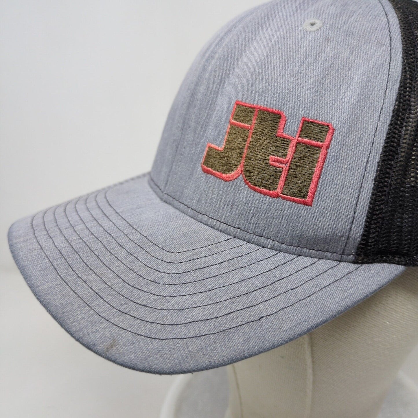 JTI Snapback Mesh Back Trucker Hat Gray One Size Case IH Agriculture
