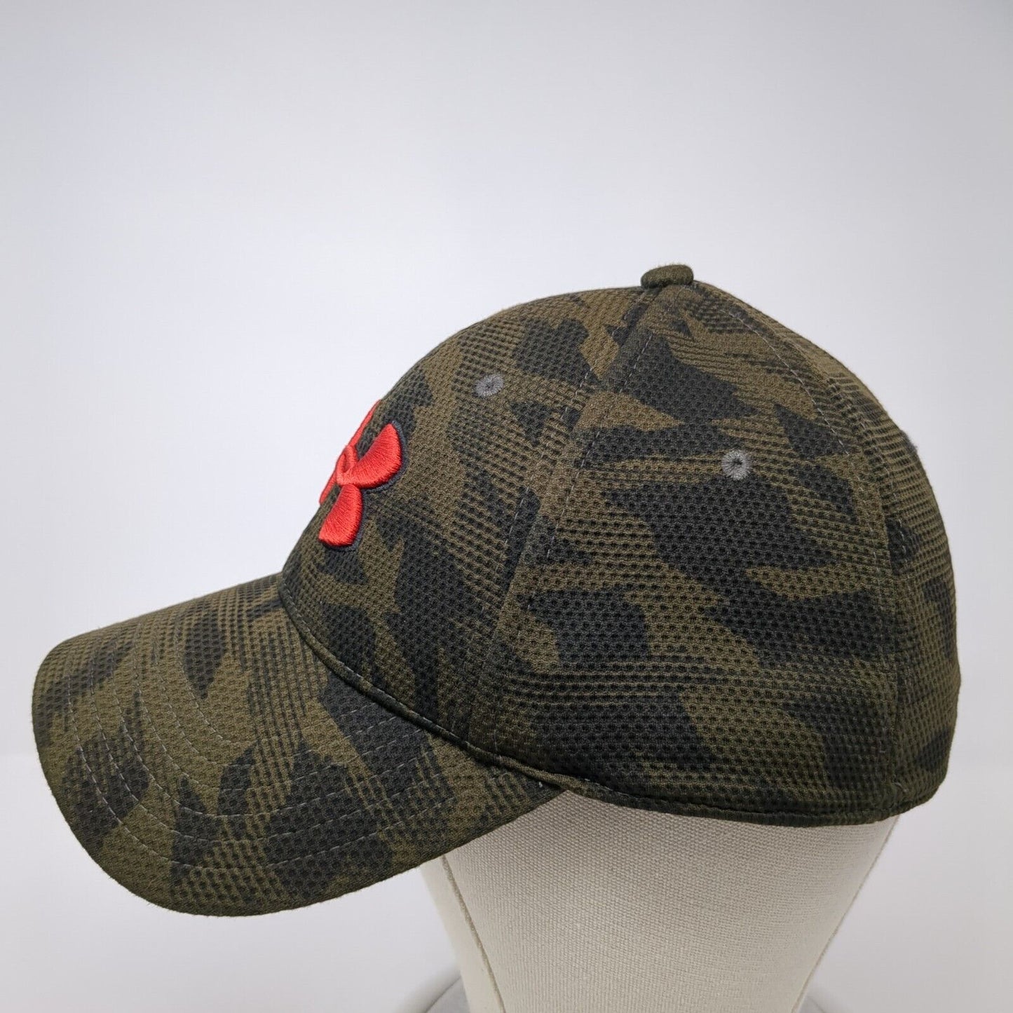 Under Armour Fitted Hat Camo Large/XL Embroidered Logo Outdoor 6 Panel