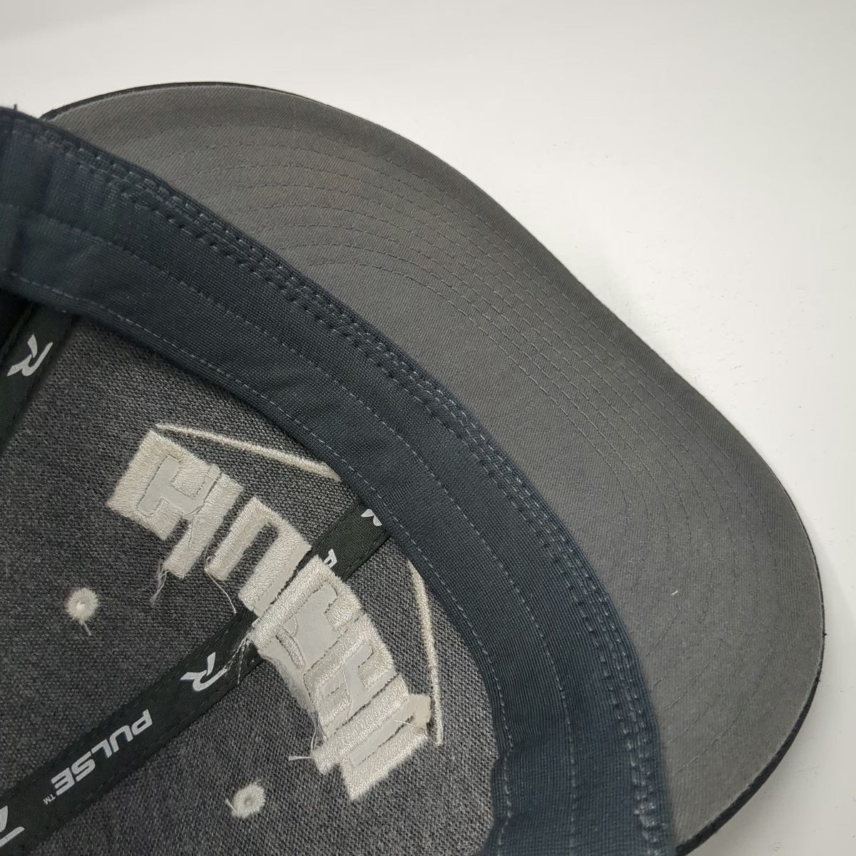 Richardson Baseball Cap Black XL Fitted Pulse Embroidered Clutch Logo Sports Hat