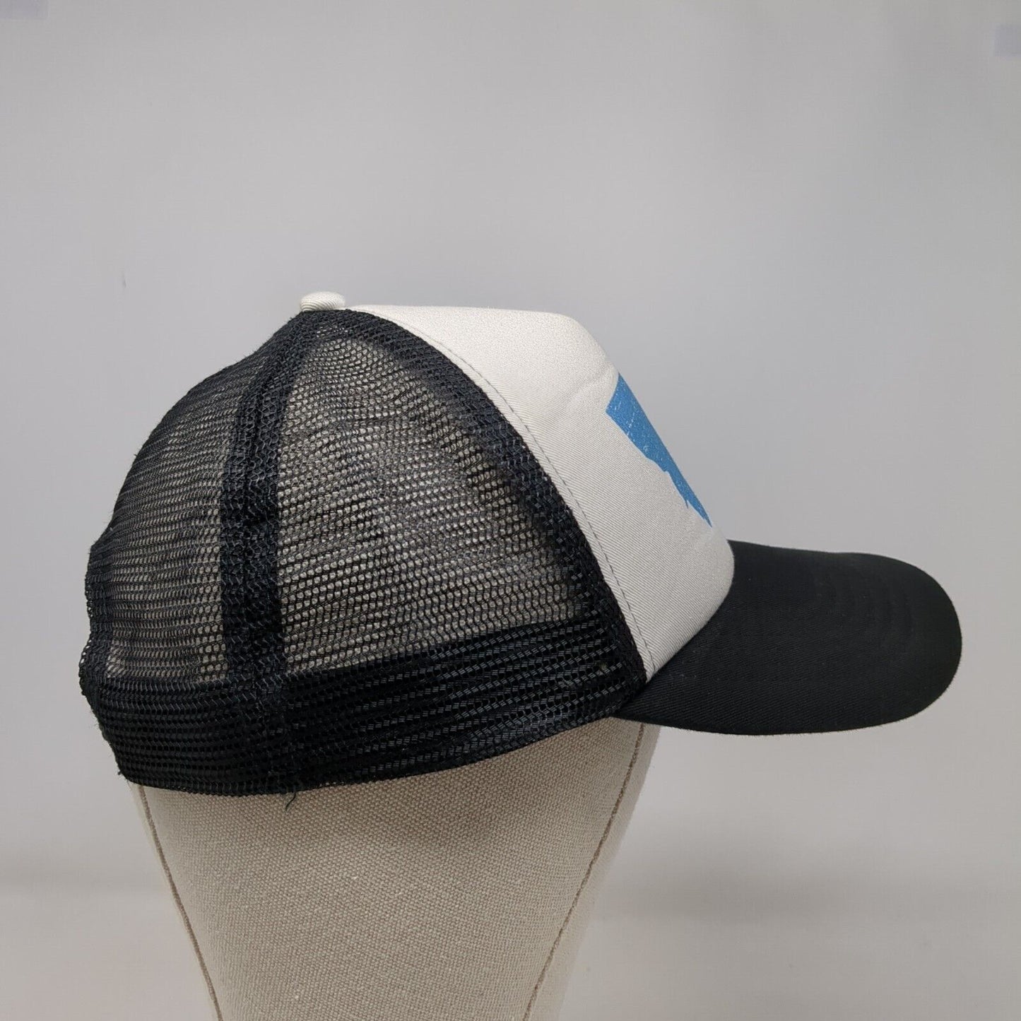 Heart Montana MT Snapback Mesh Back Trucker Hat Black OSFA Colorblock