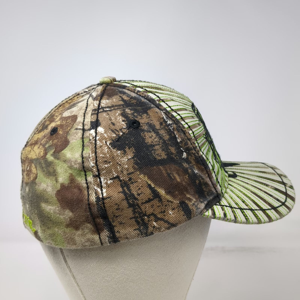 Bone Collector Baseball Cap White Green XL Camo Skull Antlers Brotherhood Hat
