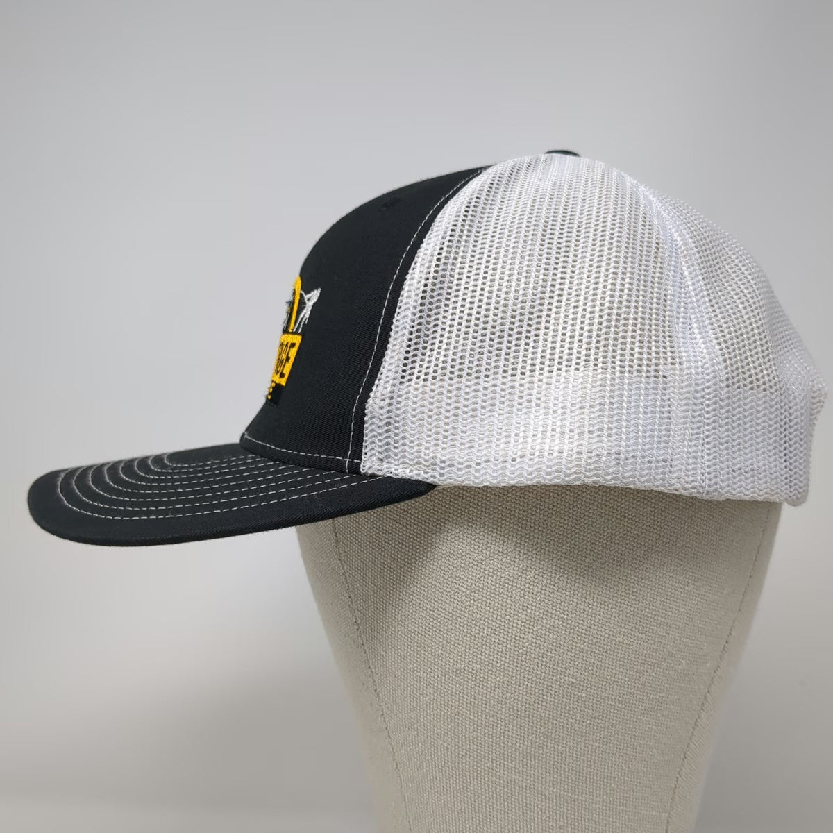 Richardson Black One Size Trucker Hat Mesh Snapback Challenge Course Logo Hat