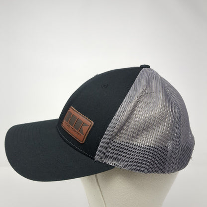 HK A CRH Company Snapback Trucker Hat Black M/L Adjustable Mesh Back Richardson