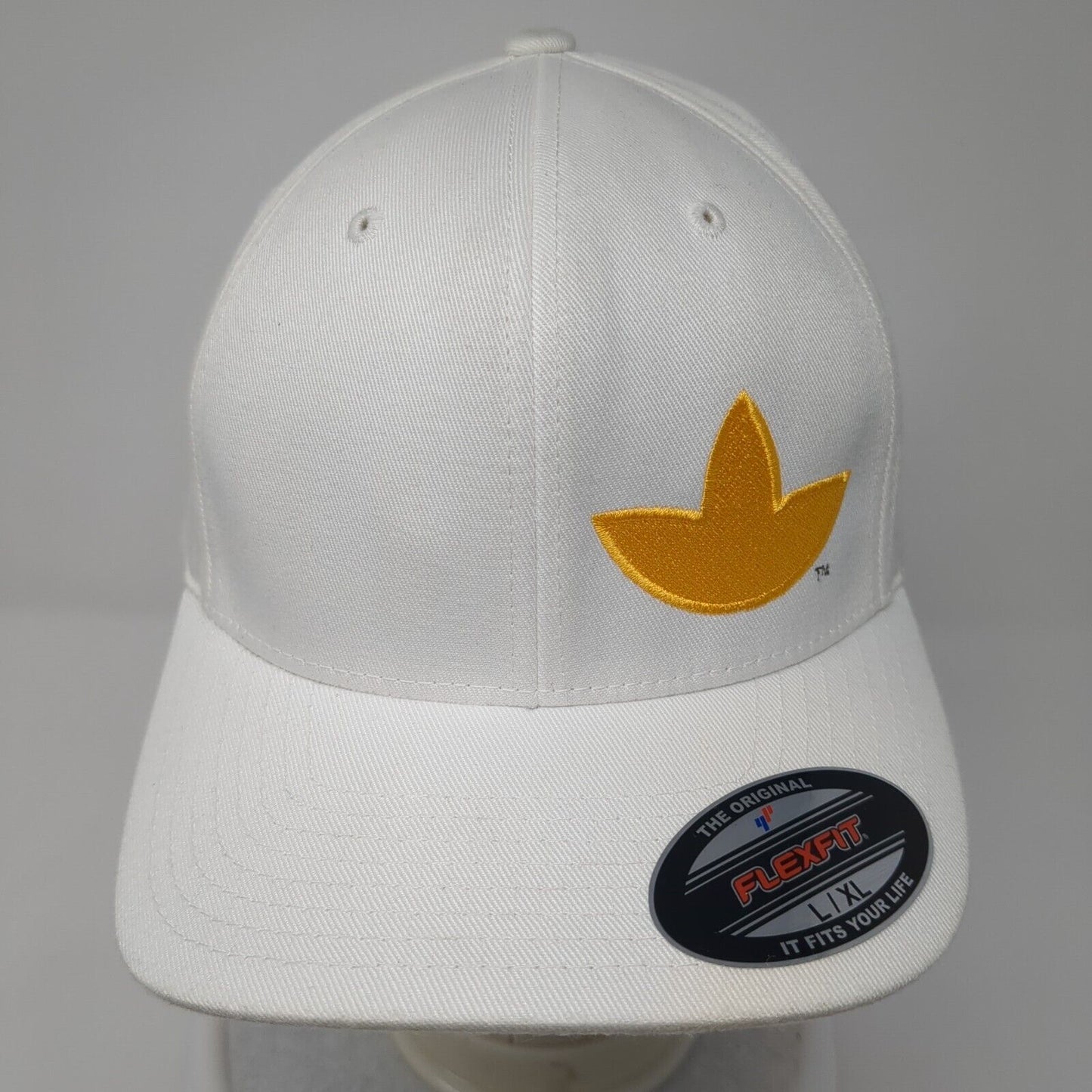 Yupoong Fitted Hat White L/XL Flexfit Embroidered Vented Holes 6 Panel