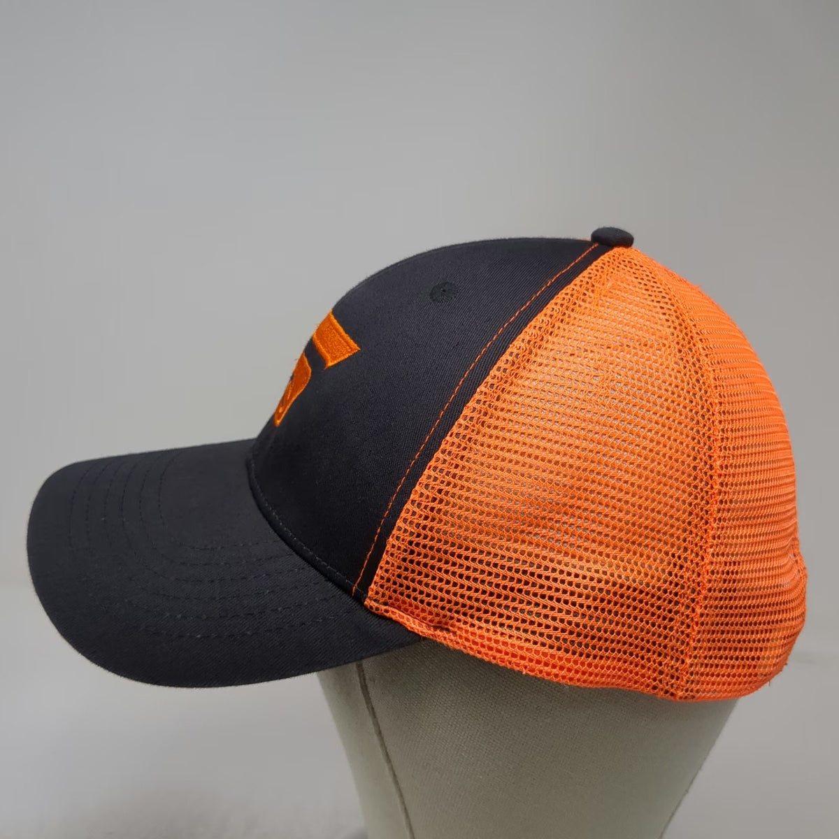 Snap-on Tools Baseball Cap Black Orange One Size Mesh Back Strapback Logo Hat