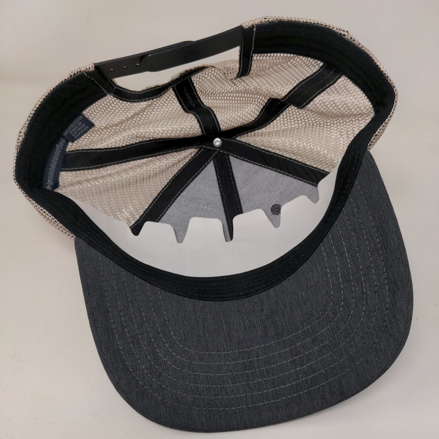 Virginia USA Snapback Mesh Back Trucker Hat Gray One Size Colorblock