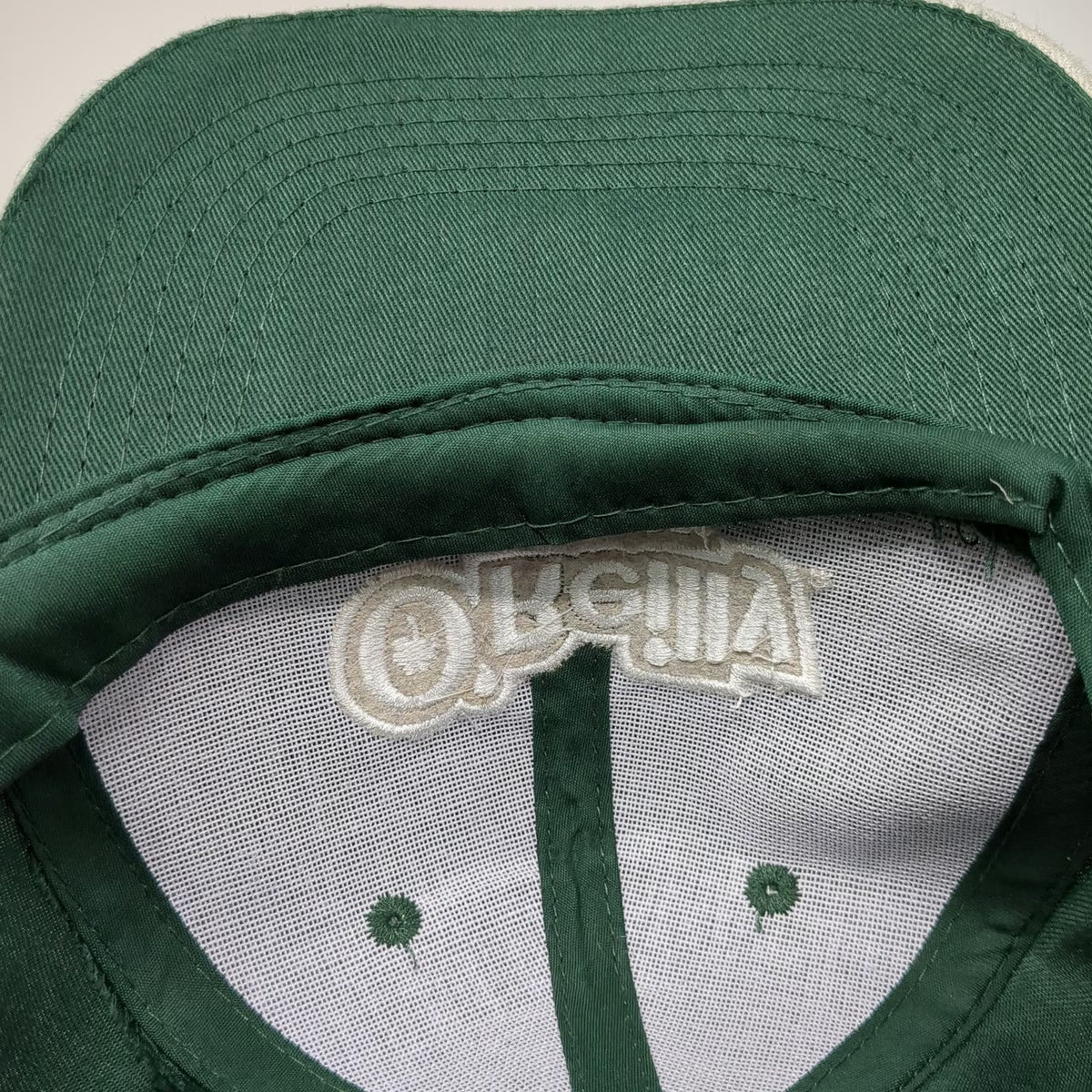 O'Reilly Auto Parts Baseball Cap Green One Size Strapback Logo Hat Sandwich Brim