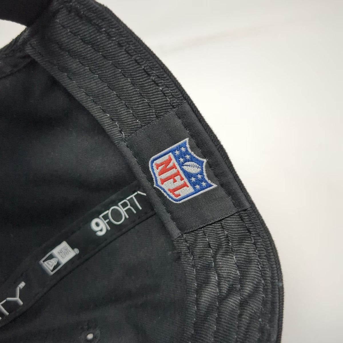 New Era NFL Pro Bowl Cap Black White One Size OS Strapback Curved Brim Logo Hat