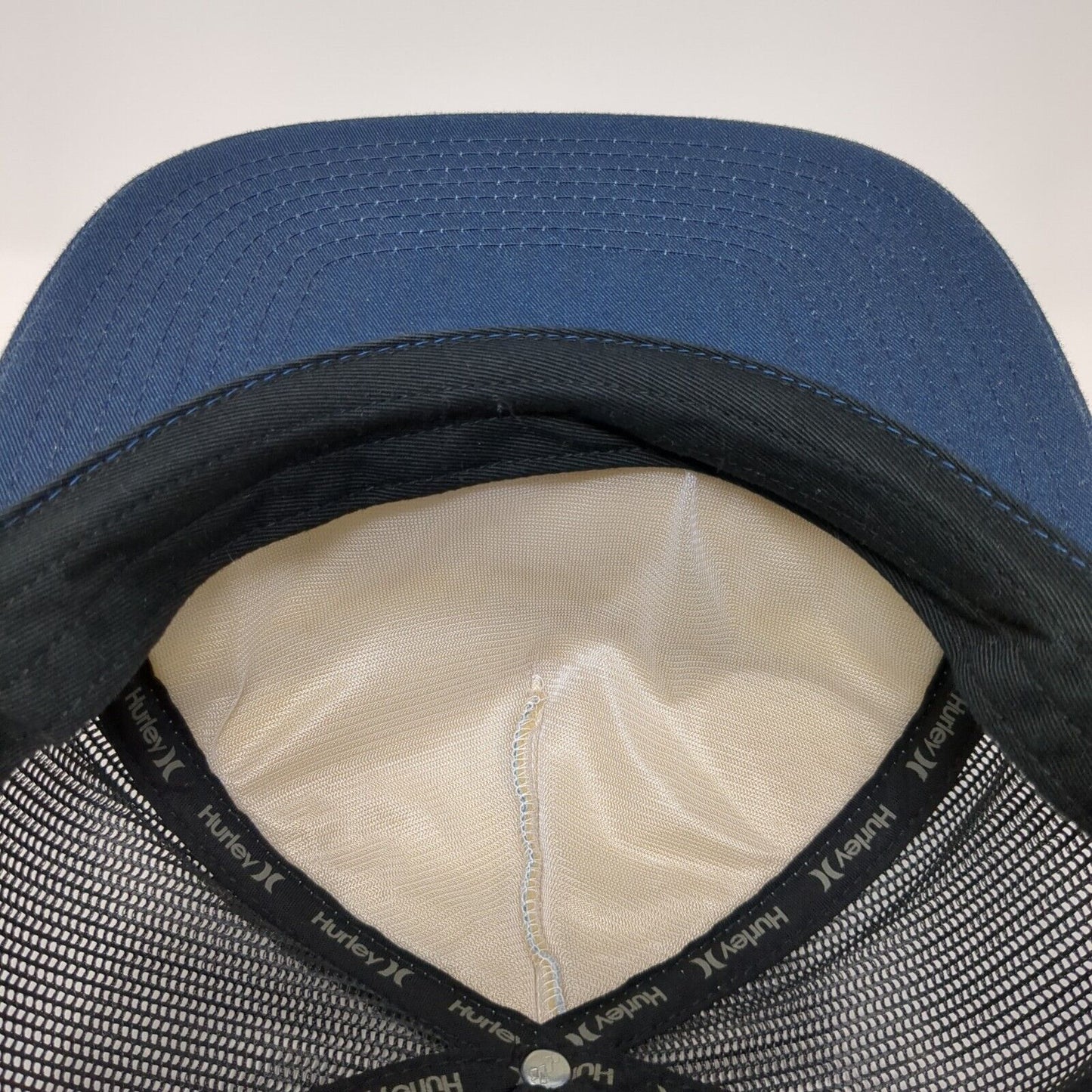 Hurley Snapback Trucker Hat Blue OS Adjustable Stripe Mesh Back Classics Yupoong