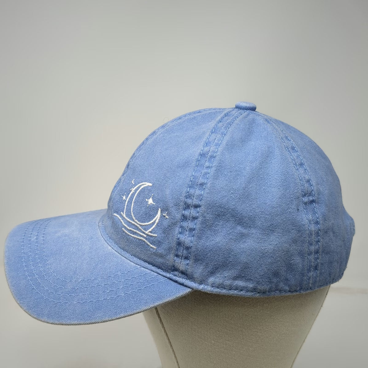 David and Young Baseball Cap Blue One Size Moon Stars Embroidery Slideback Hat