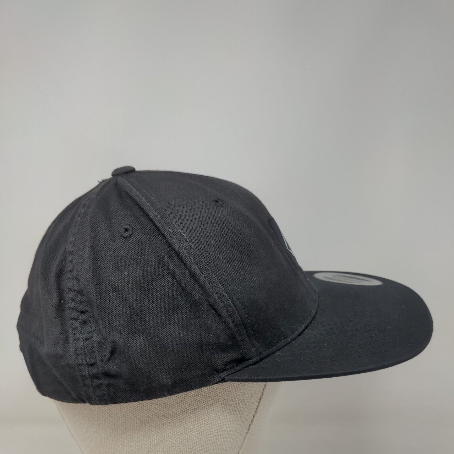Volcom Snapback Hat Black One Size Adjustable Embroidered Logo Yupoong