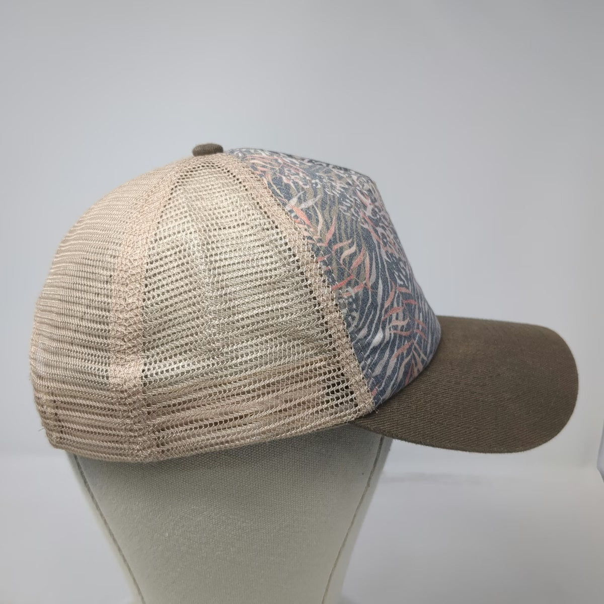 Kooringal Trucker Hat Brown One Size Mesh Snapback Tropical Animal Print Palm