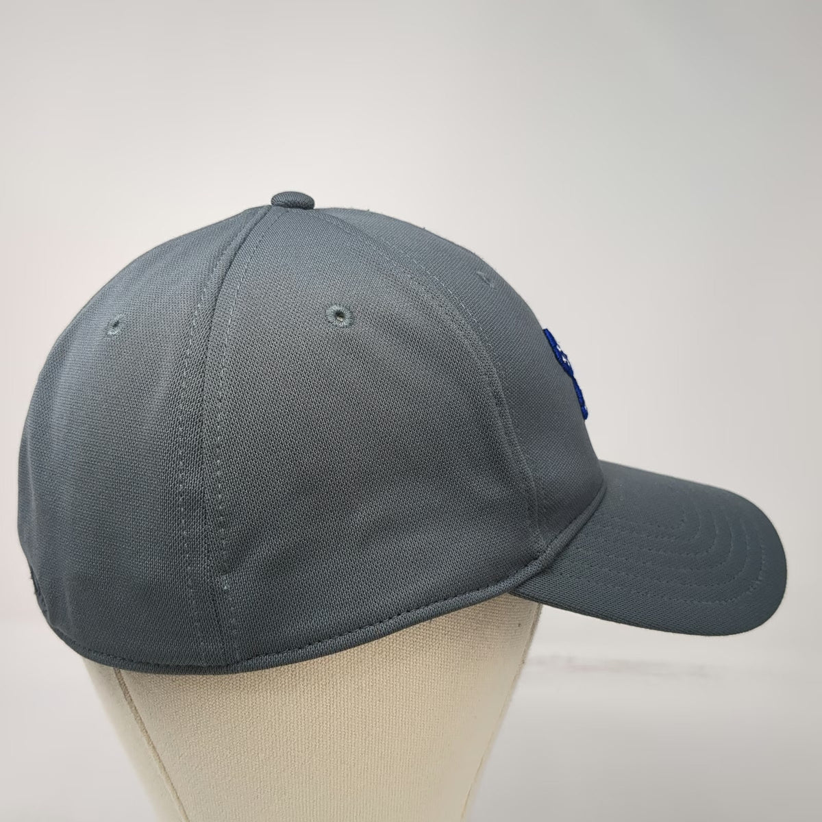 Under Armour Baseball Cap Gray XL Red White Blue Freedom American Flag Logo Hat