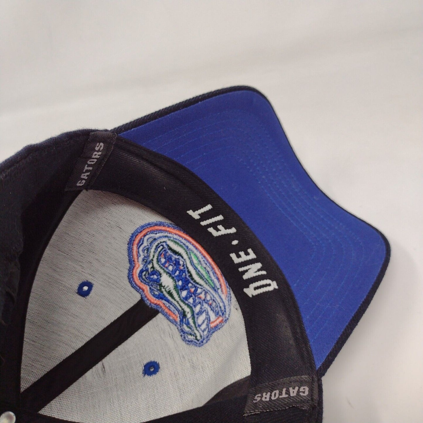 Florida Gators Fitted Hat Black Embroidered Logo Top of the World NCAA