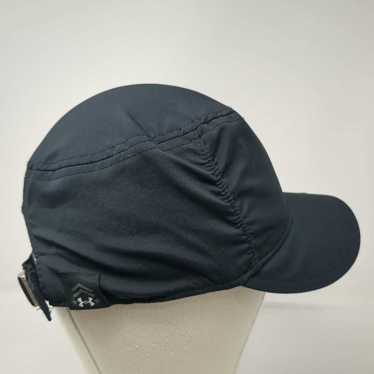 Under Armour Army Cap Black One Size Heatgear Slideback Logo Training Hat
